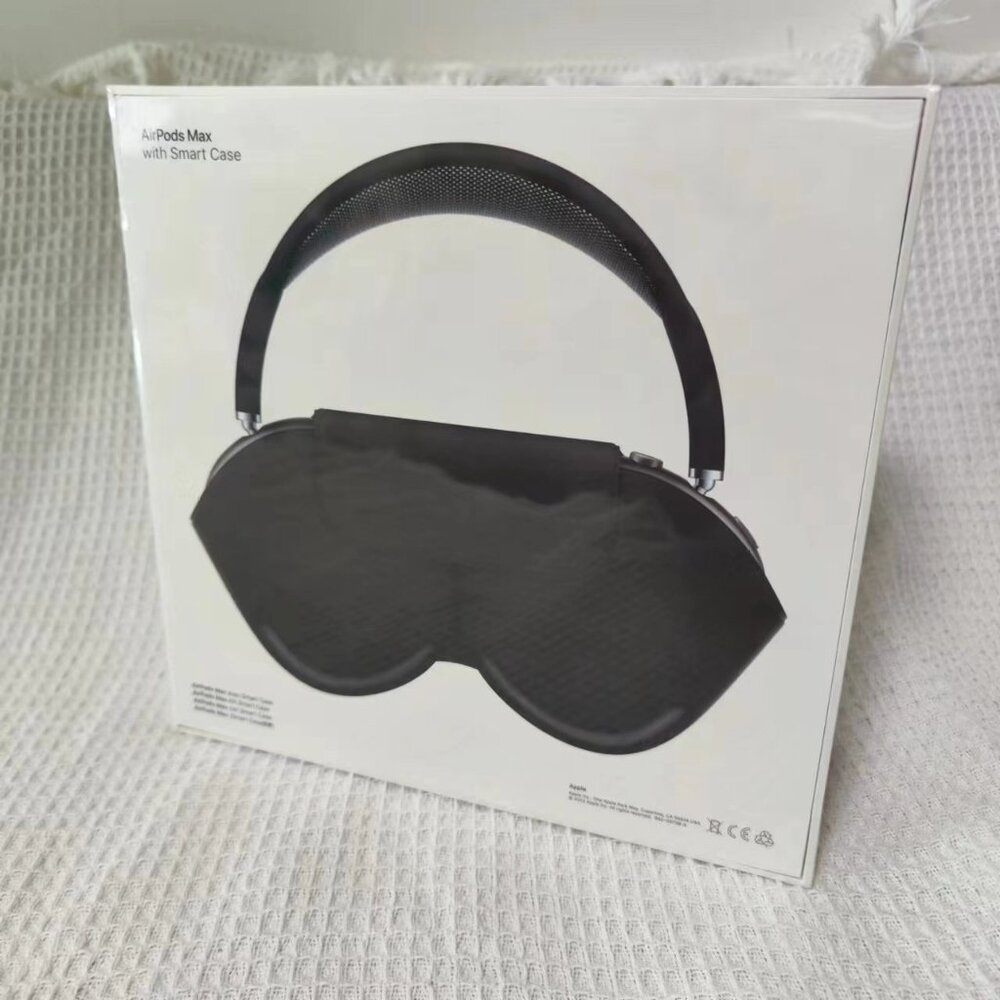 Apple AirPod Pro Max - Black - Picture 4 of 5